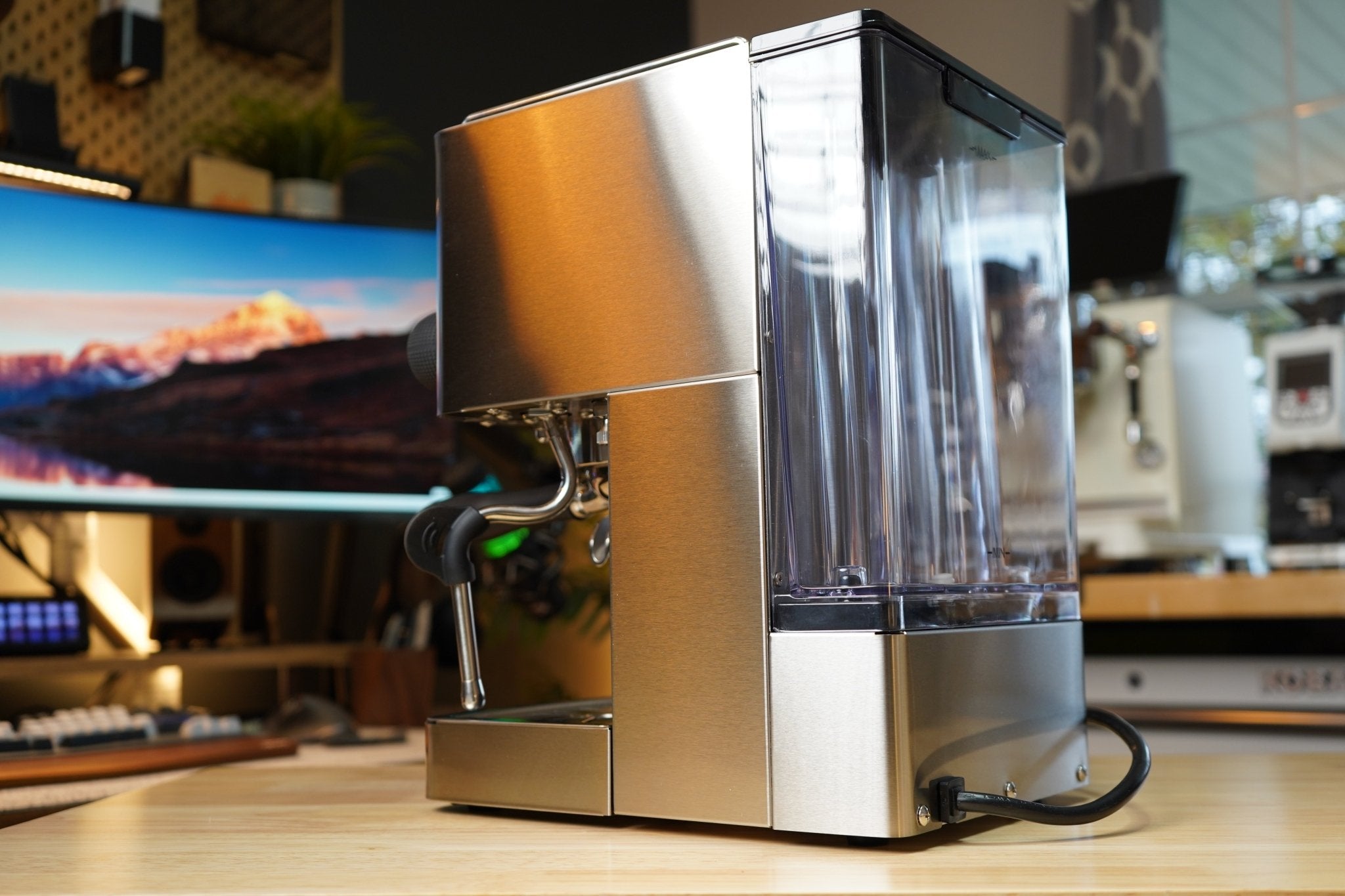 Turin™ Legato™ V2 Espresso Machine - Espresso Machine | Altohaus