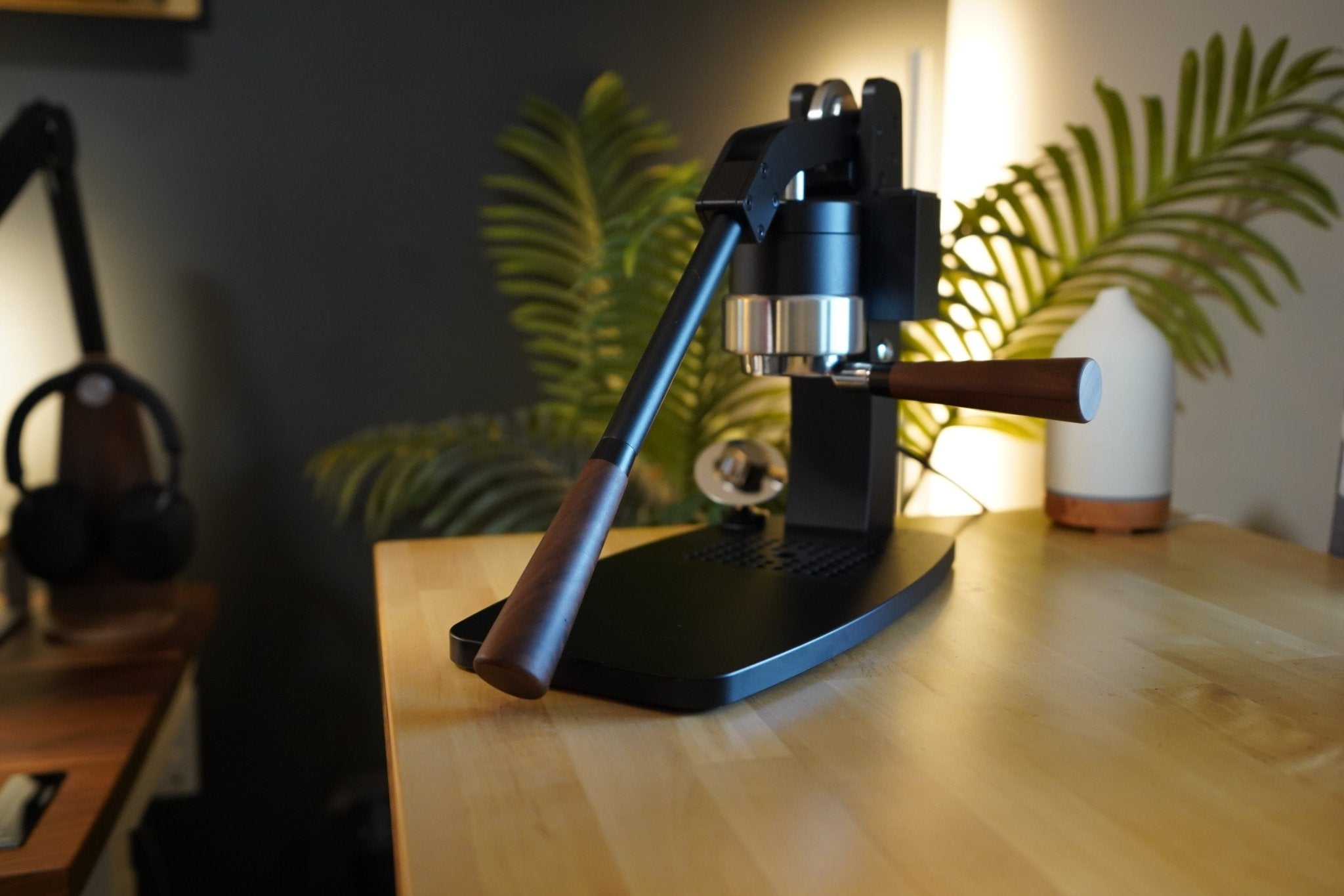 Turin Axis Lever Espresso Machine - Espresso Machine | Altohaus