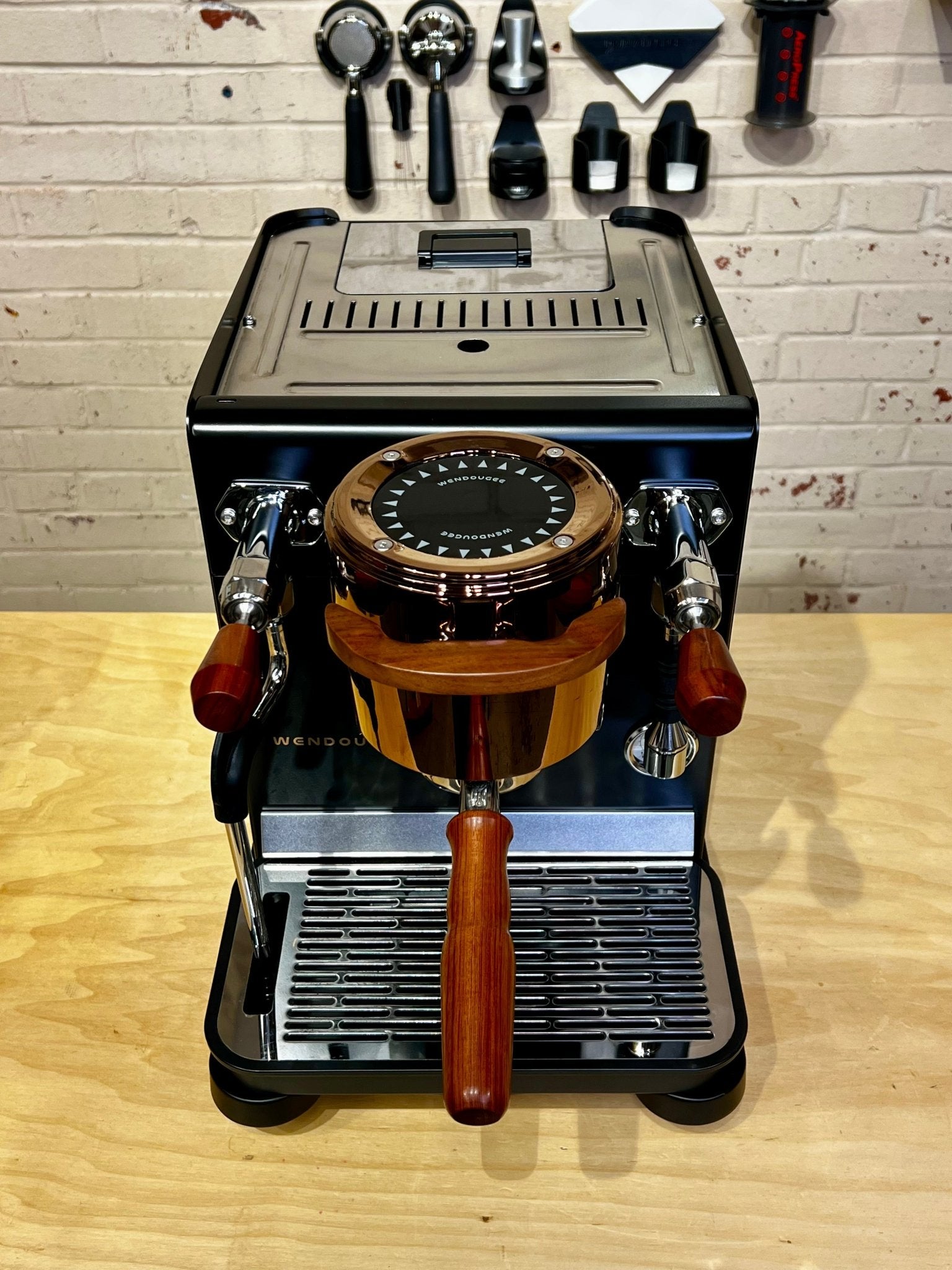 Wendougee Data S Espresso Machine - Espresso Machine | Altohaus