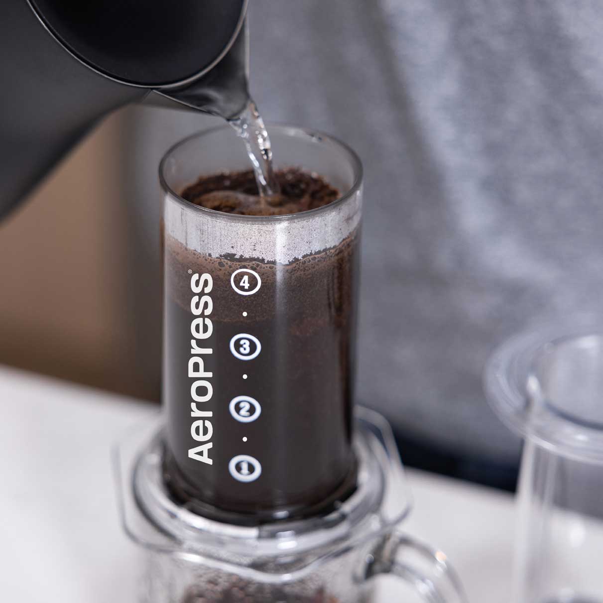 AeroPress Clear Coffee Maker - Coffee Brewer | Altohaus