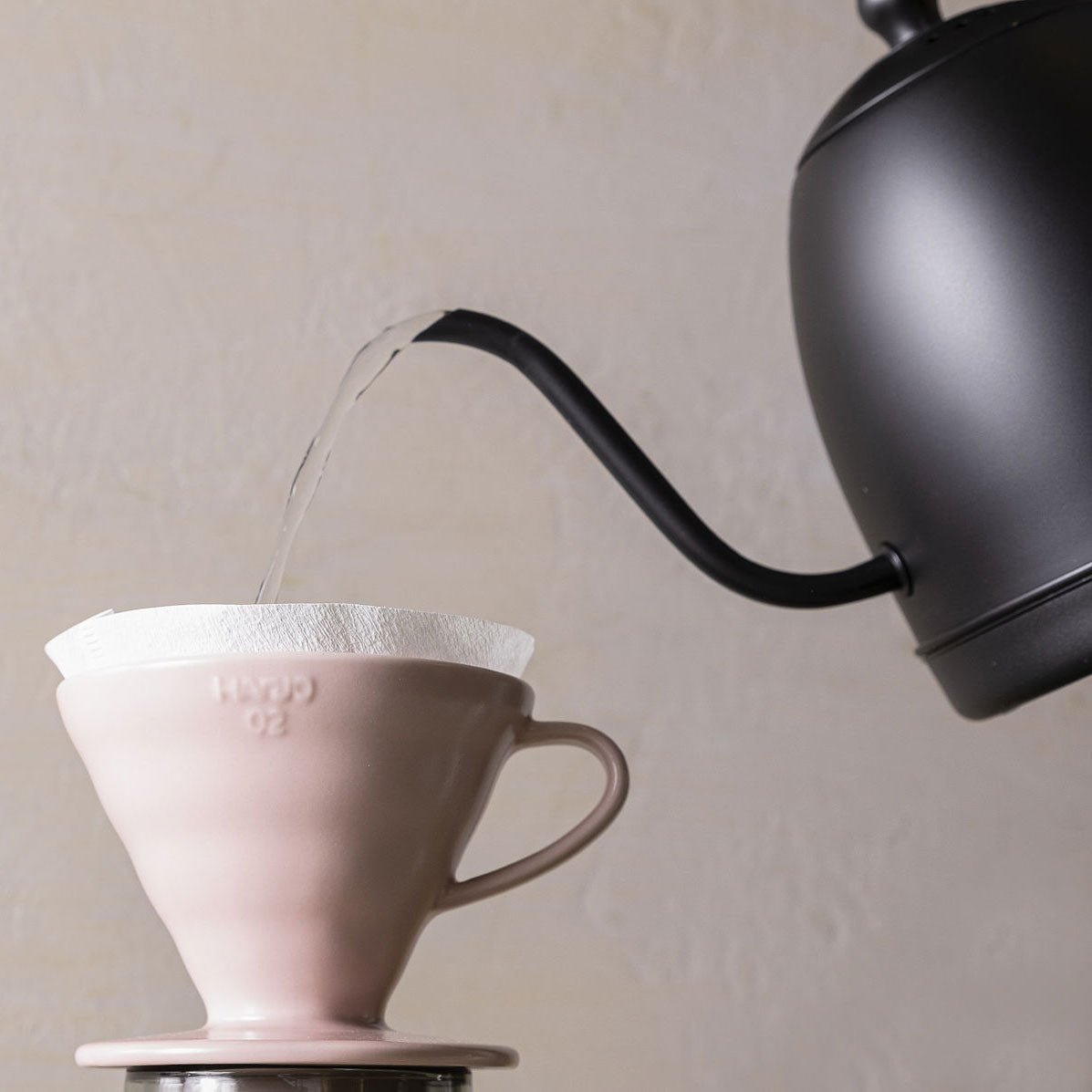 V60 Ceramic Coffee Dripper 02 - Pink - Pour - Over Dripper | Altohaus