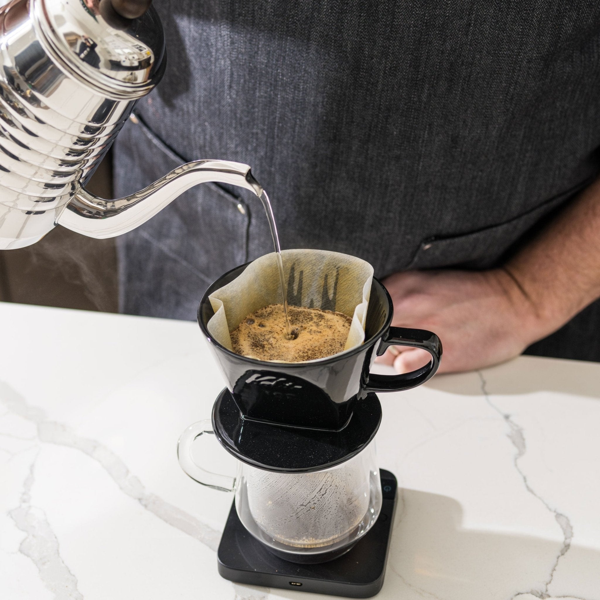 Kalita Style 102 Ceramic Coffee Dripper - Black - Pour - Over Dripper | Altohaus