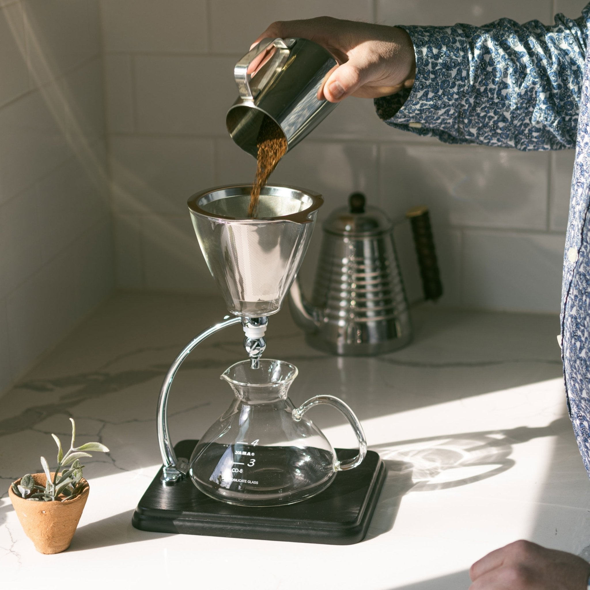 Yama Glass Silverton Brewer w/ Black Base & Silver Accents - Brewers & Pour - Over | Altohaus