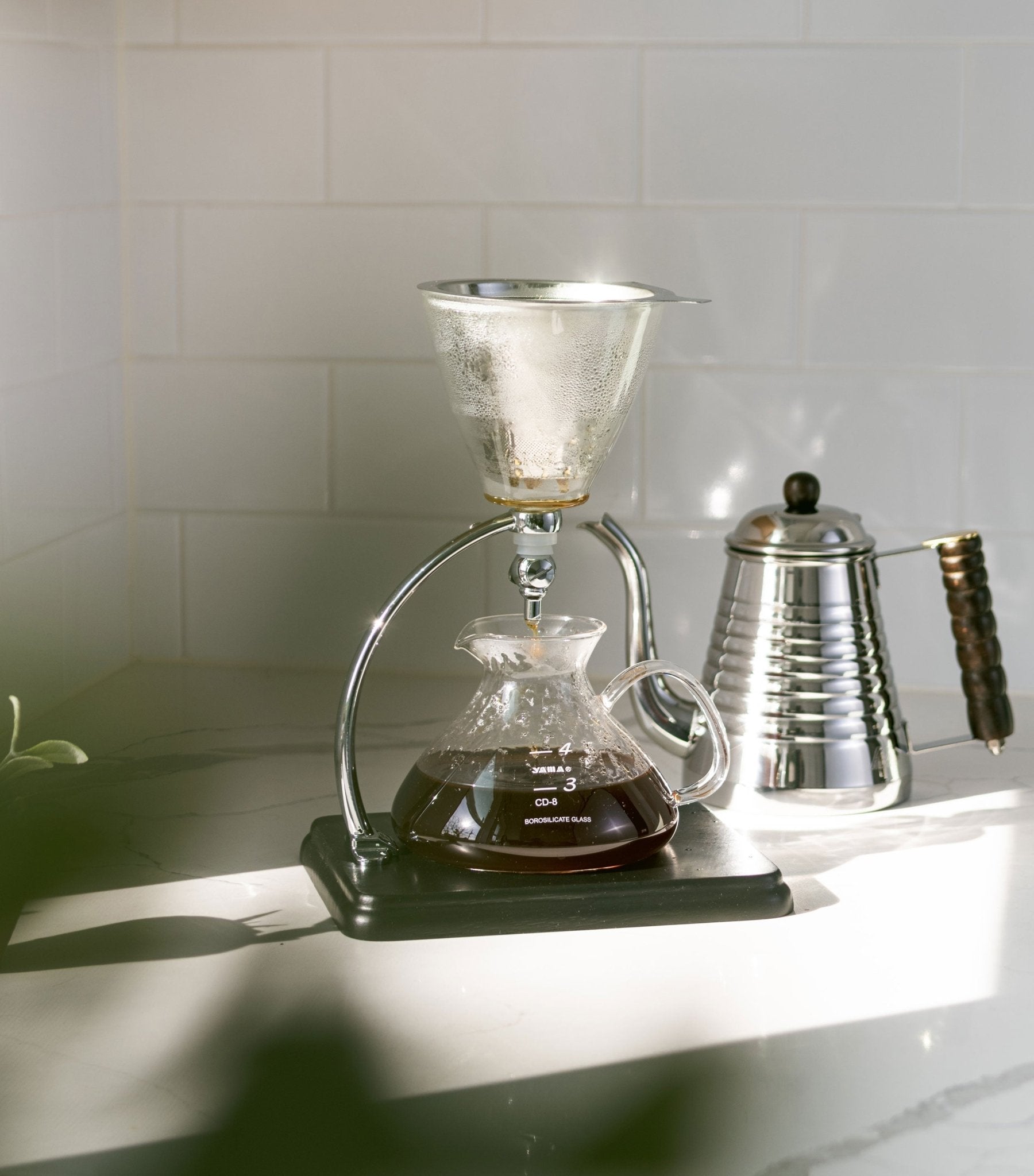 Yama Glass Silverton Brewer w/ Black Base & Silver Accents - Brewers & Pour - Over | Altohaus