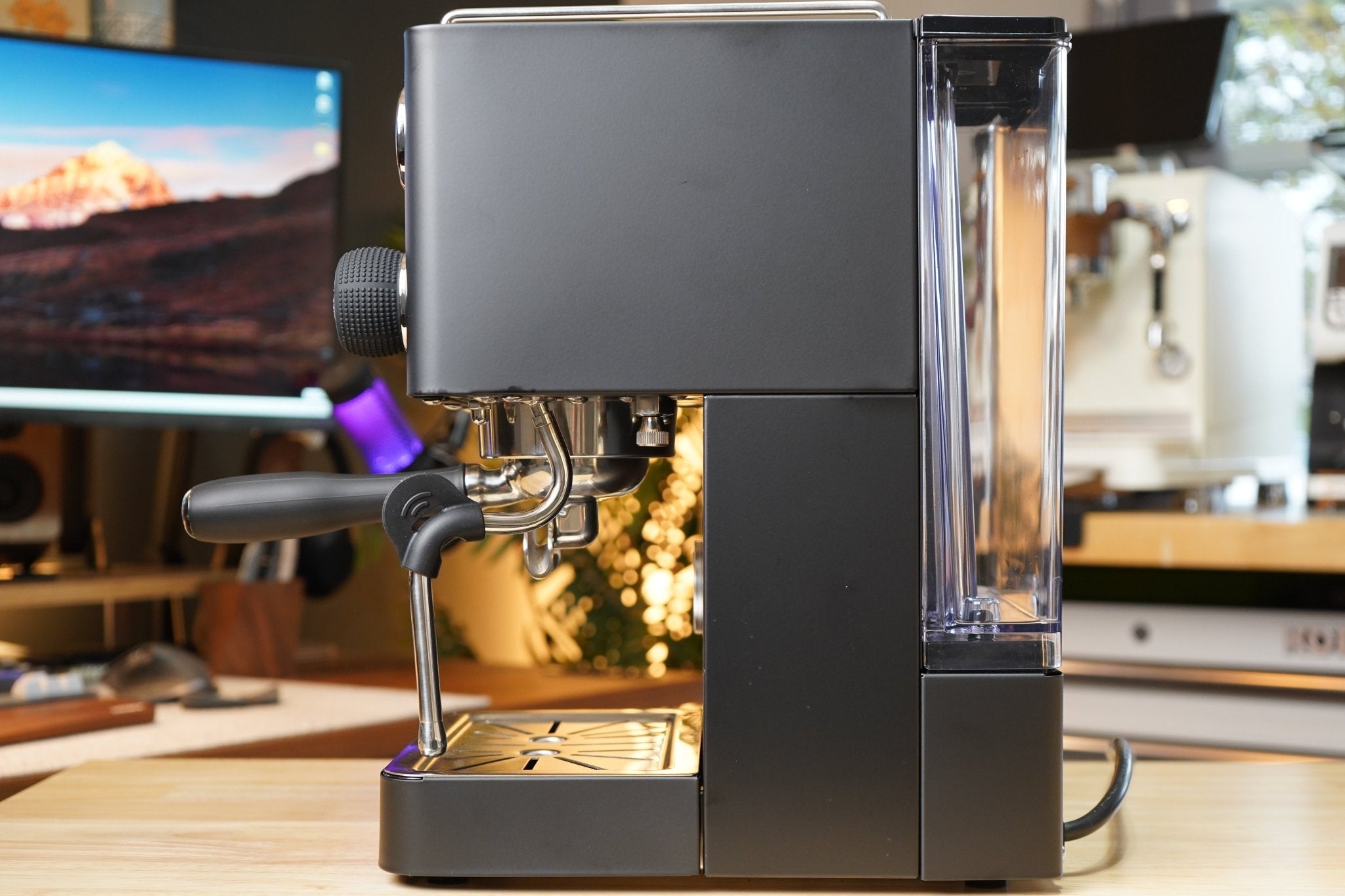 Turin™ Legato™ V2 Espresso Machine - Espresso Machine | Altohaus