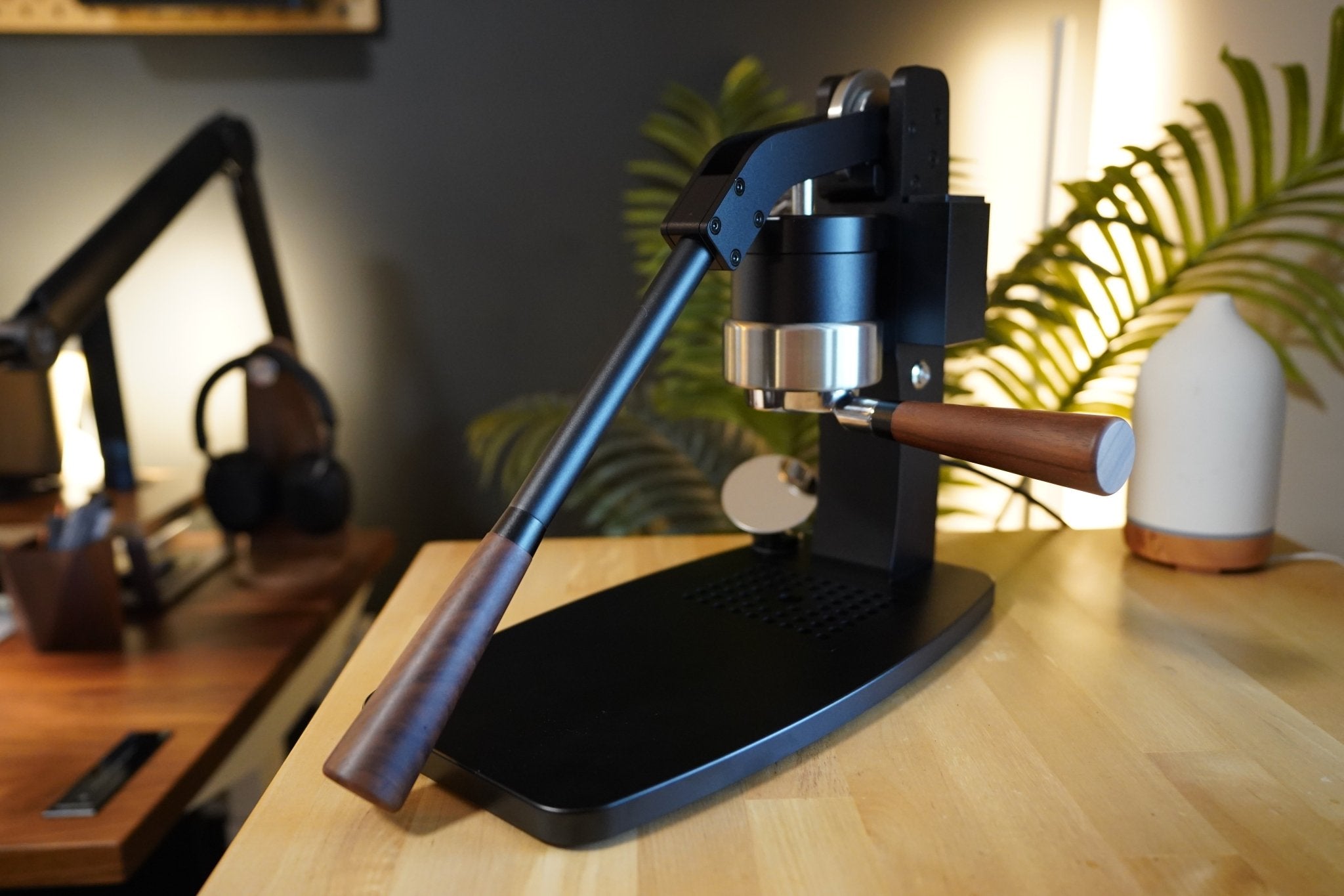 Turin Axis Lever Espresso Machine - Espresso Machine | Altohaus