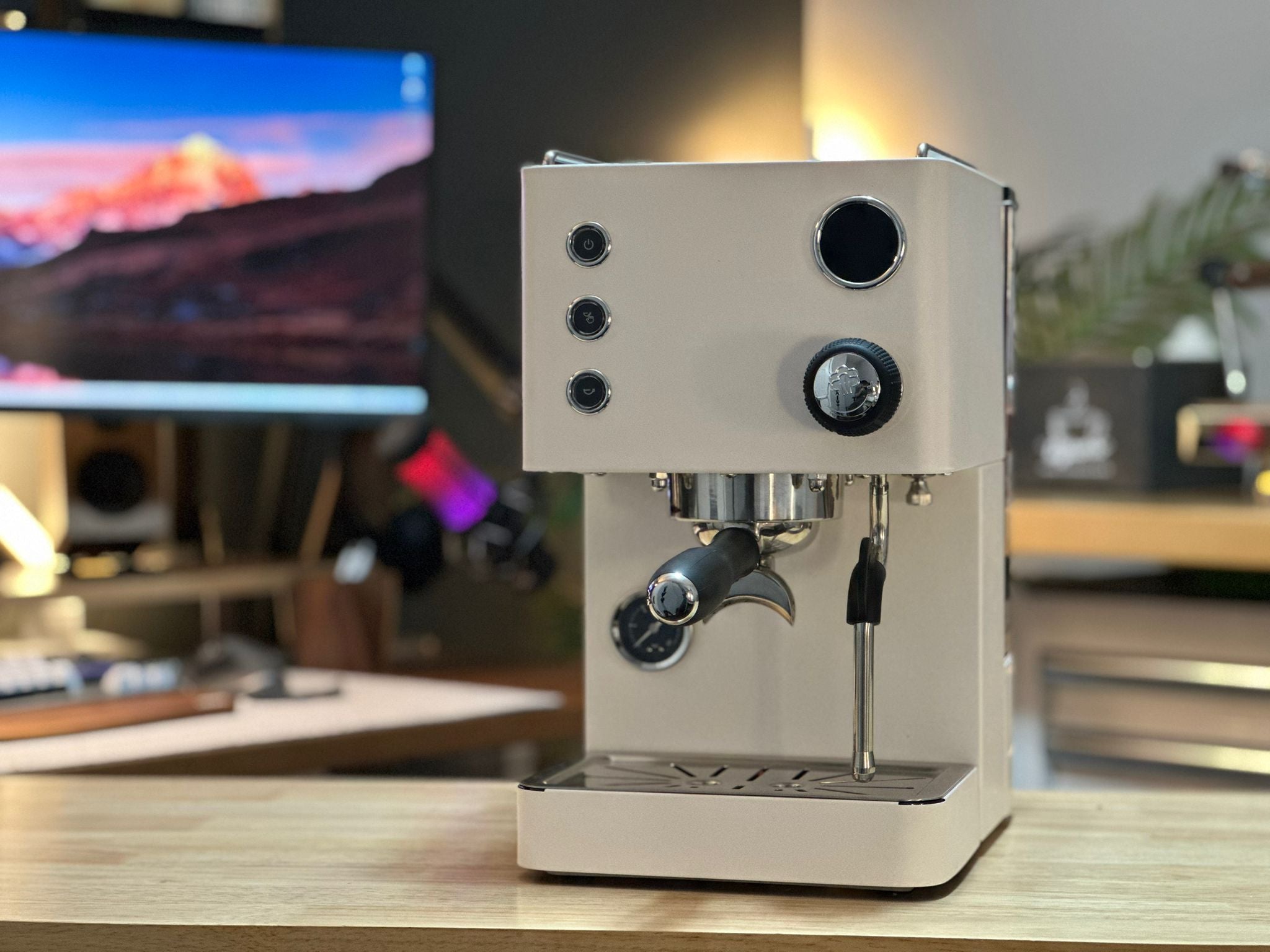 Turin™ Legato™ V2 Espresso Machine - Espresso Machine | Altohaus