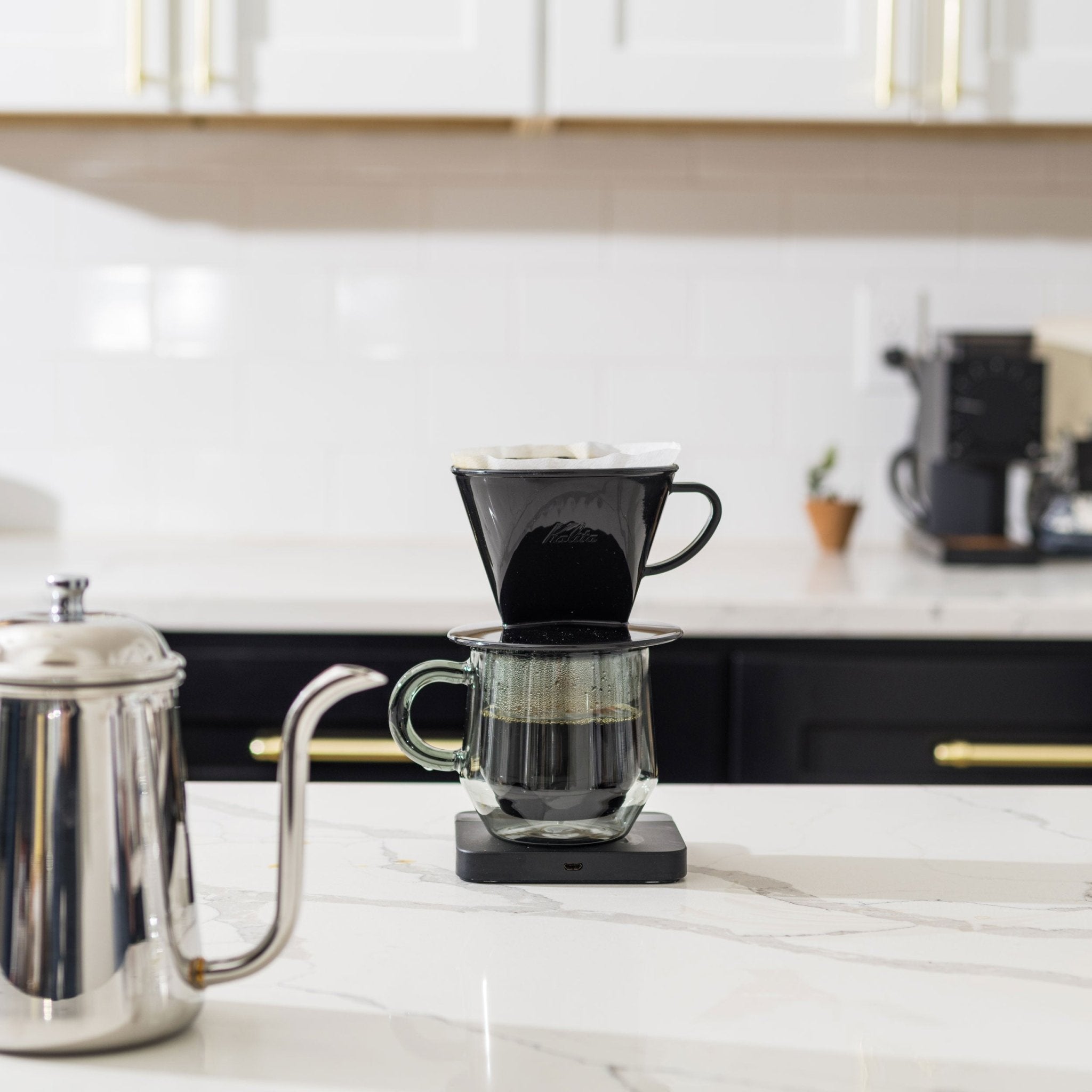 Kalita Style 102 Coffee Dripper - Black Plastic - Pour - Over Dripper | Altohaus